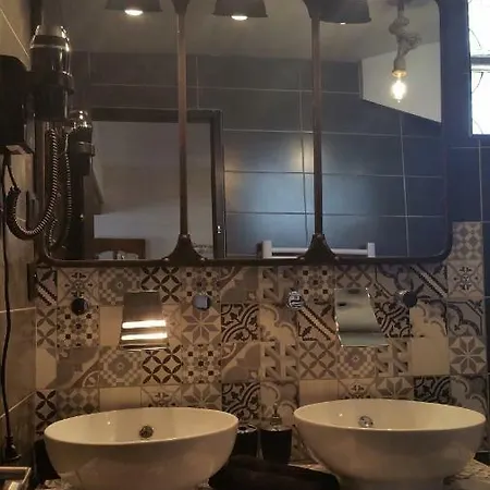 Le Gito'zoizeaux Apartment *