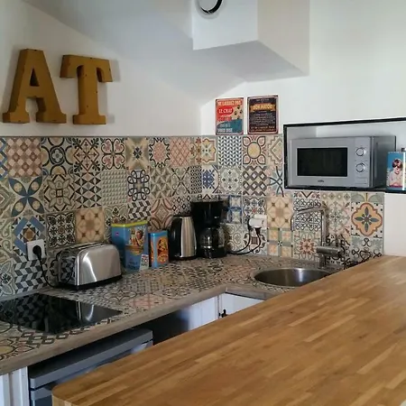 Le Gito'zoizeaux Apartment *